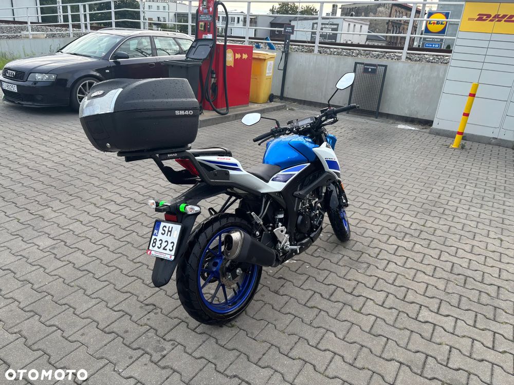 Suzuki GSX - 3