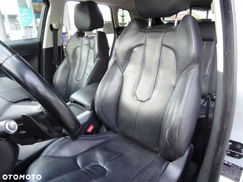 Land Rover Range Rover Evoque - 20