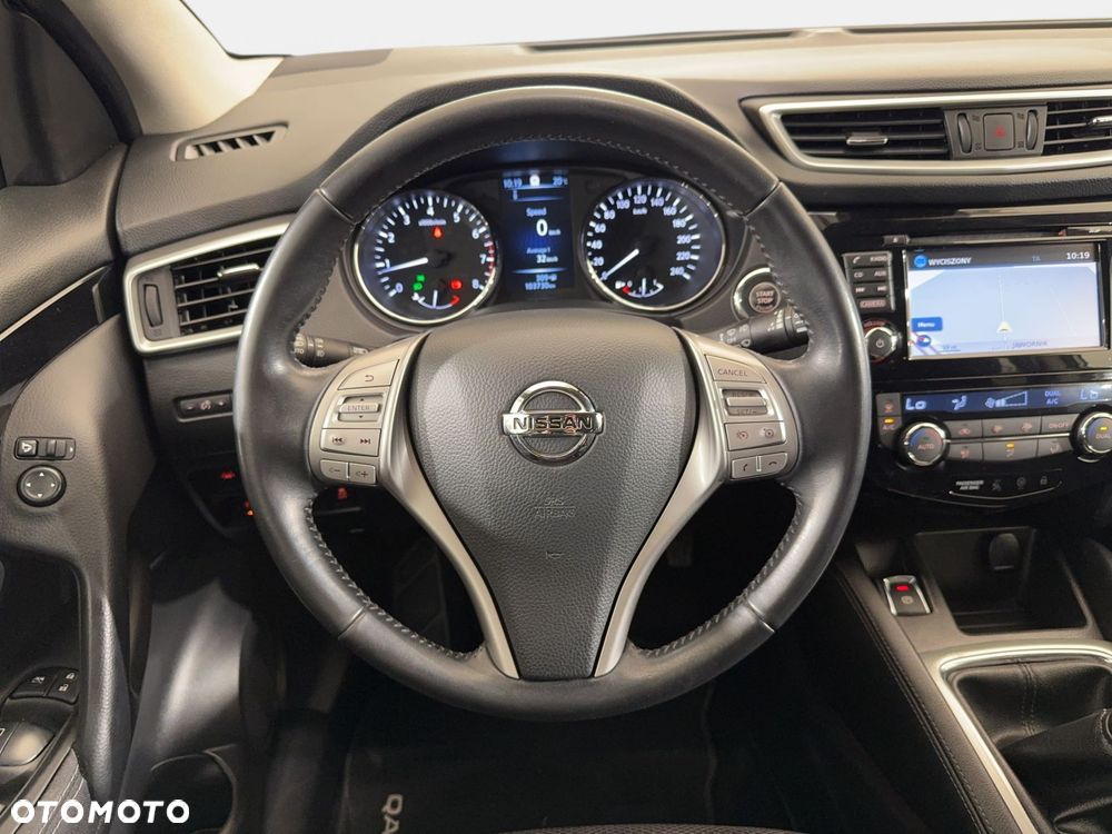 Nissan Qashqai - 17