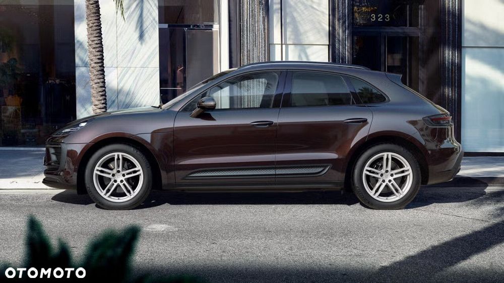 Porsche Macan Standard - 2