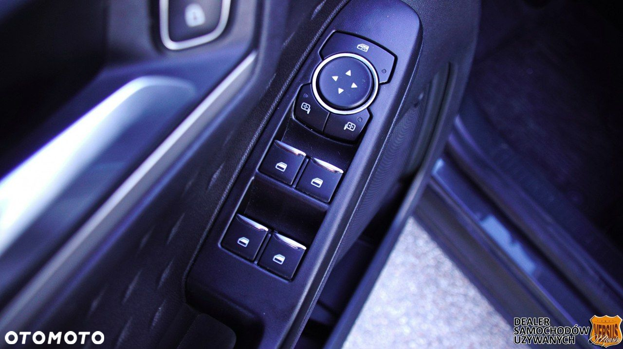 Ford Kuga - 23
