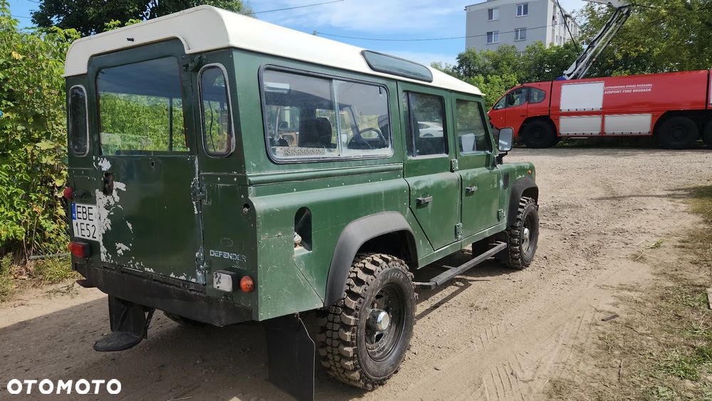 Land Rover Defender - 9