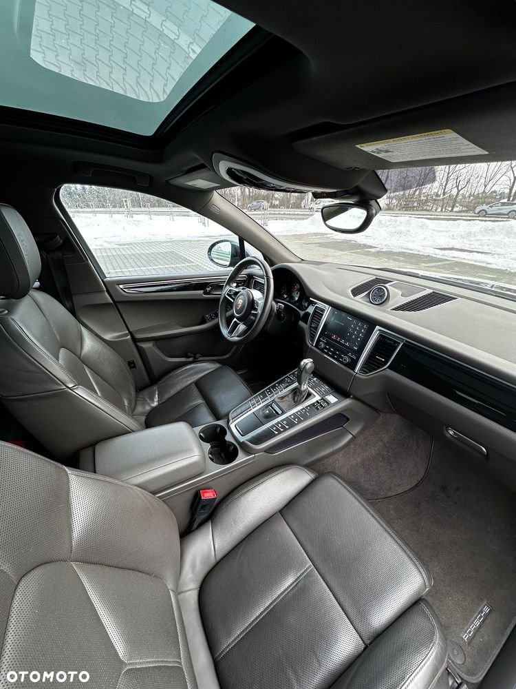 Porsche Macan - 11