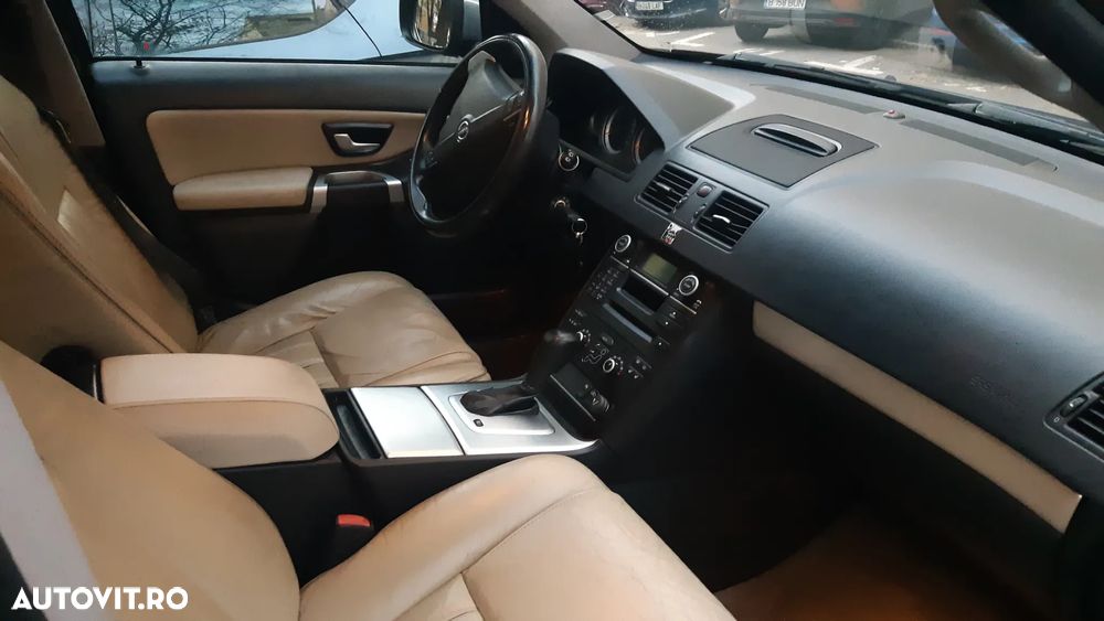 Volvo XC 90 - 5