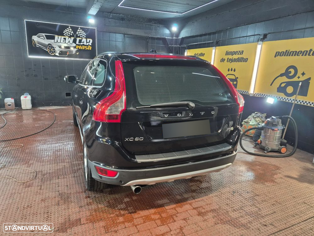 Volvo XC 60 2.0 D3 Drive Momentum - 15