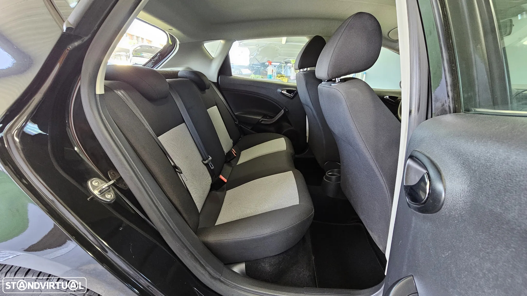 SEAT Ibiza 1.0 Reference - 17