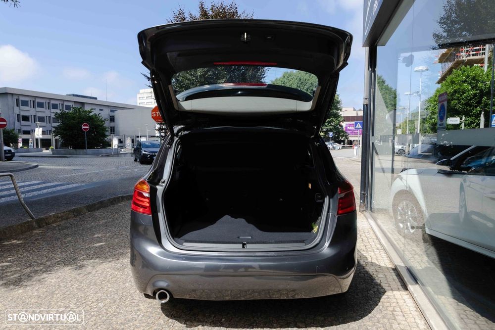 BMW 225xe Active Tourer - 19