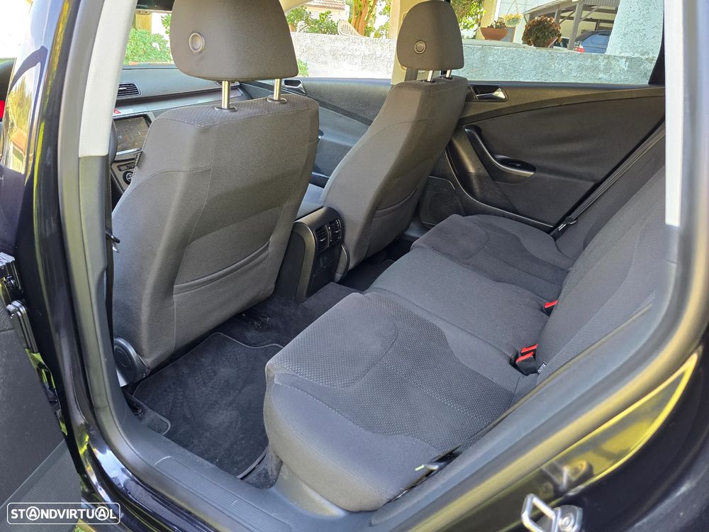 VW Passat Variant 1.9 TDi Confortline - 11