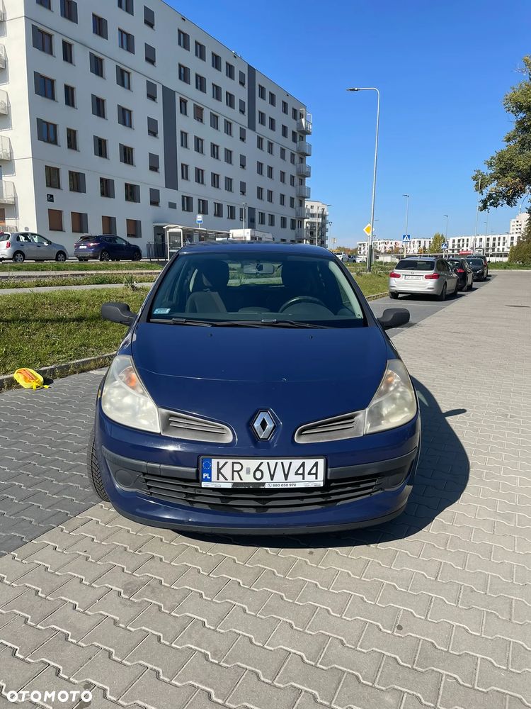 Renault Clio 2008 photo 2