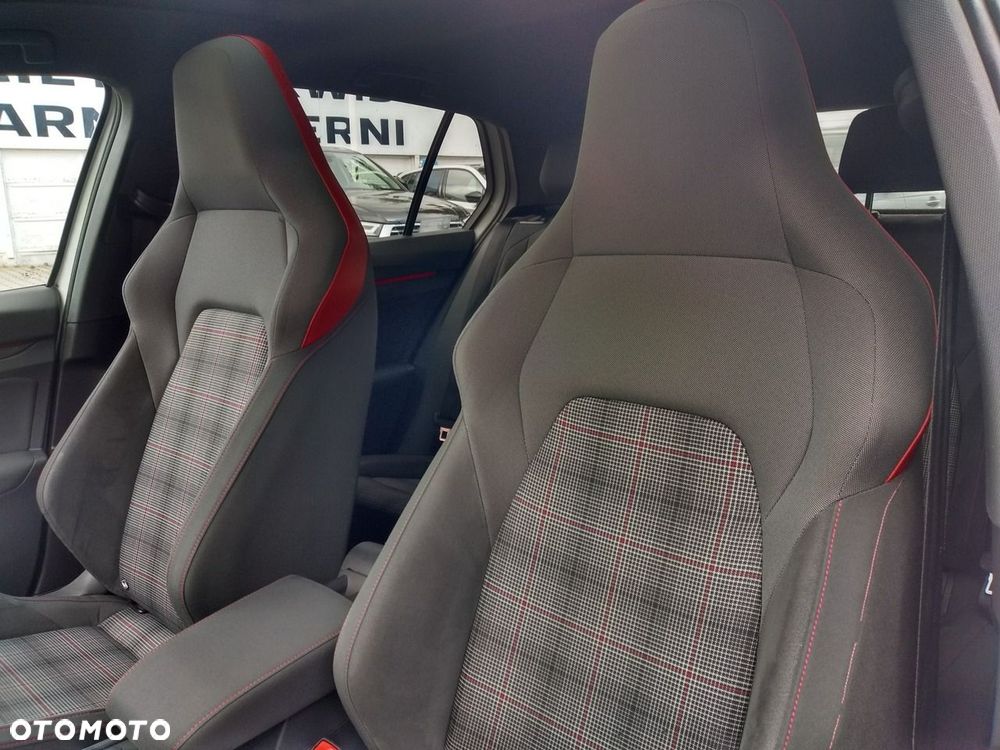 Volkswagen Golf 2.0 TSI GTI DSG - 18
