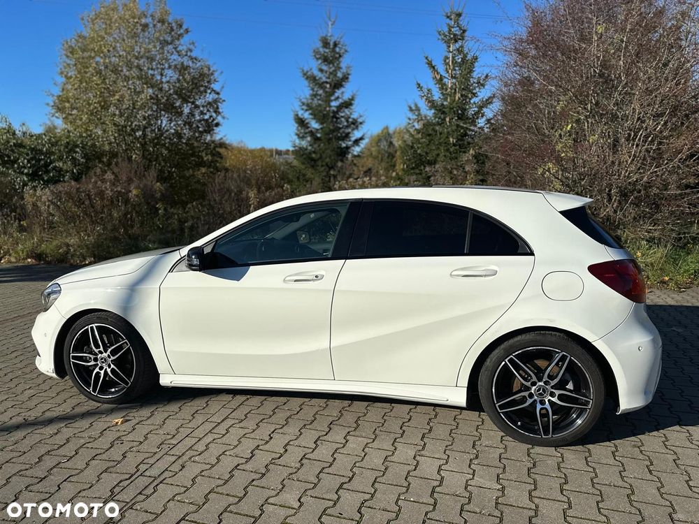 Mercedes-Benz Klasa A 220 4-Matic AMG Line - 22