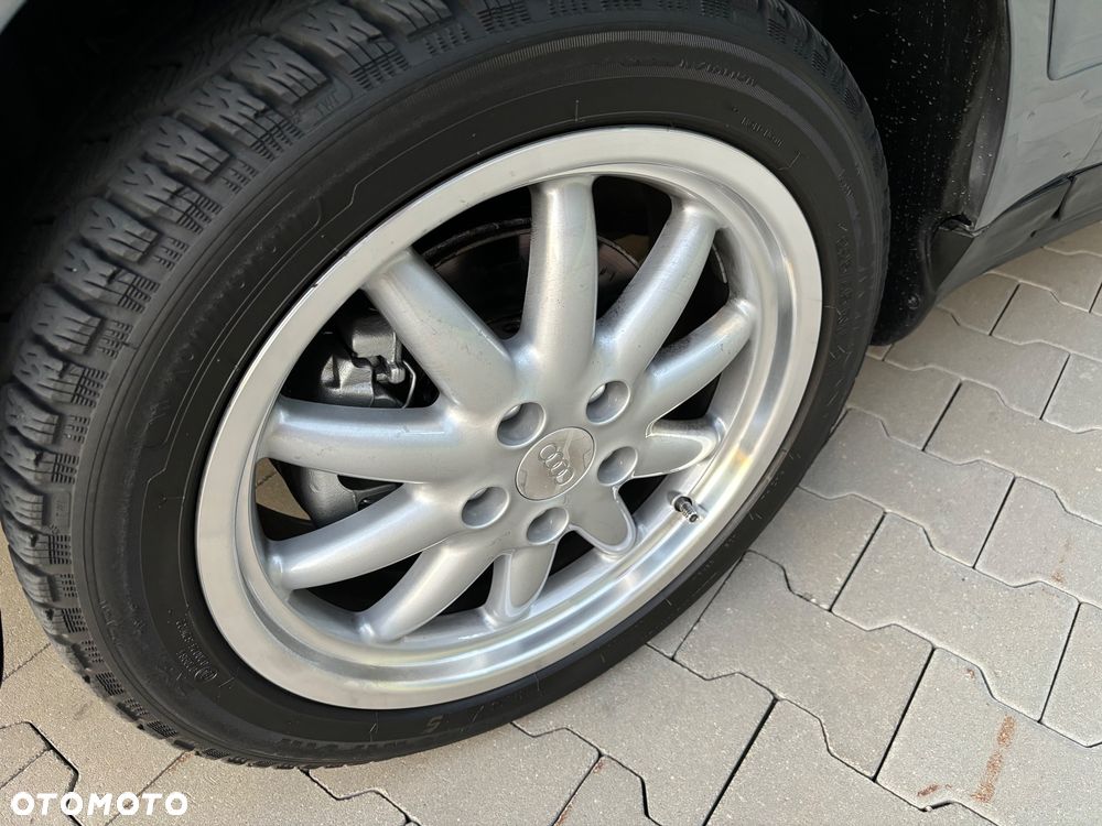 Audi A6 Avant 2.8 30V Quattro - 29