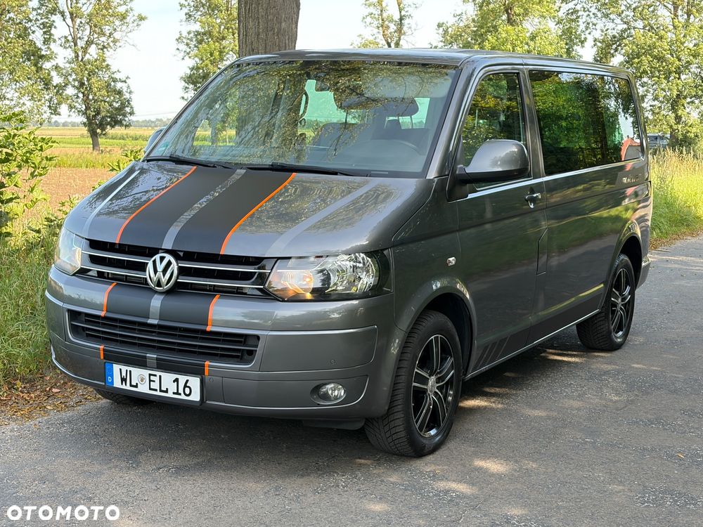 Volkswagen Multivan - 8