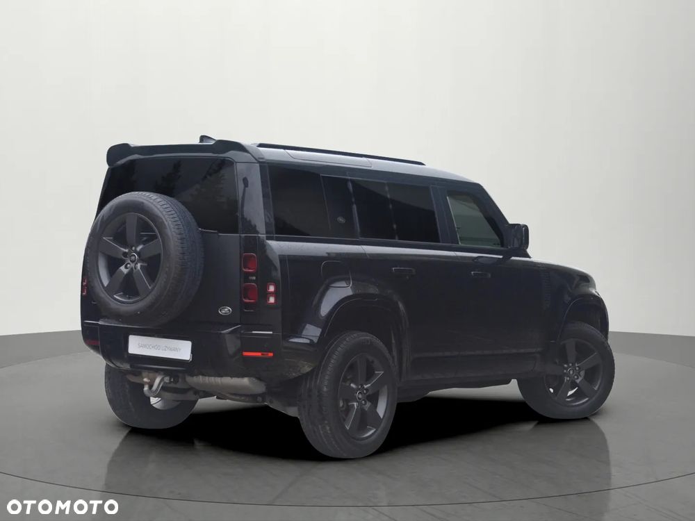 Land Rover Defender 110 D250 SE - 3