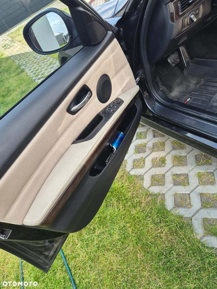 BMW Seria 3 318i - 7