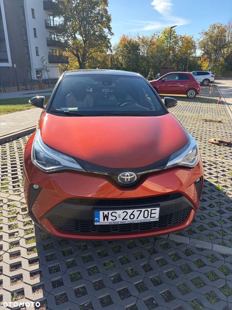Toyota C-Hr 2019 photo 2