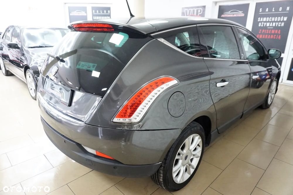 Lancia Delta 2.0 MJ Gold - 9