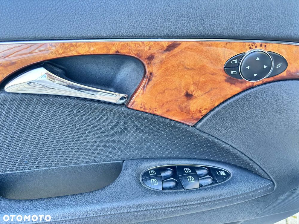 Mercedes-Benz Klasa E 320 CDI Elegance - 16