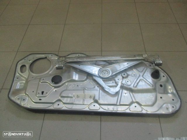 Elevador Sem Motor 8679979RH VOLVO C30 2009 3P FD VOLVO C30 FASE 1 2009 2.4D 180CV 3P CINZA FD - 1