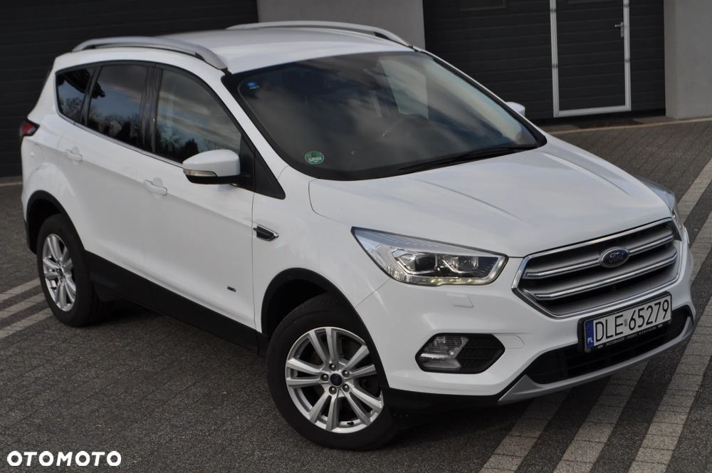 Ford Kuga 2.0 TDCi 4x4 Titanium - 22
