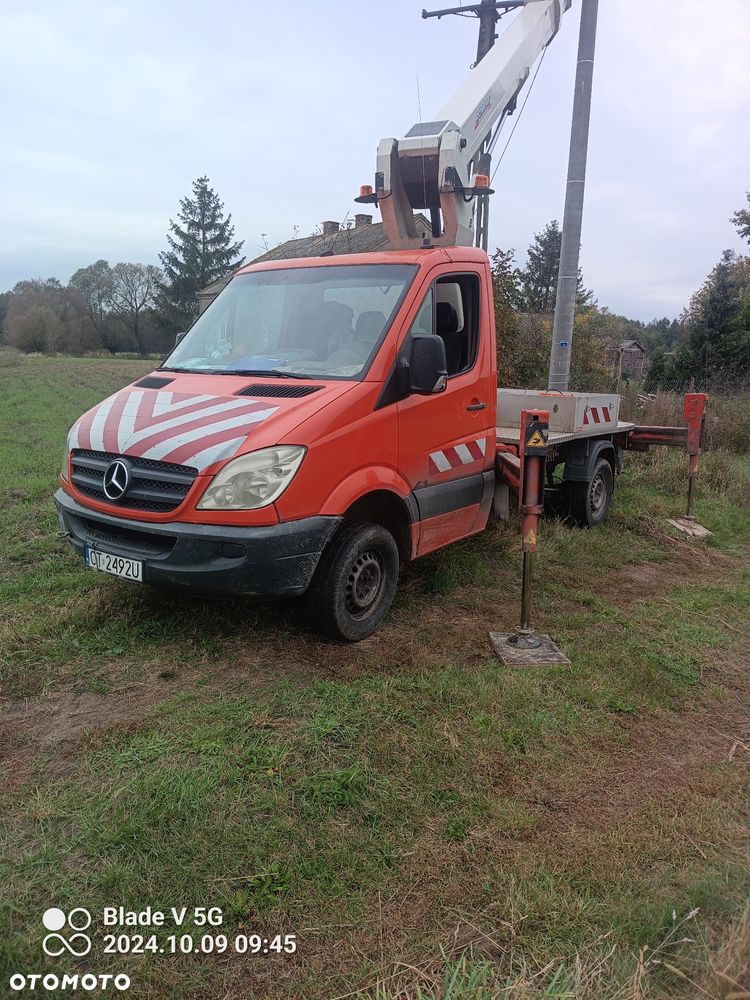 Mercedes-Benz Sprinter - 1