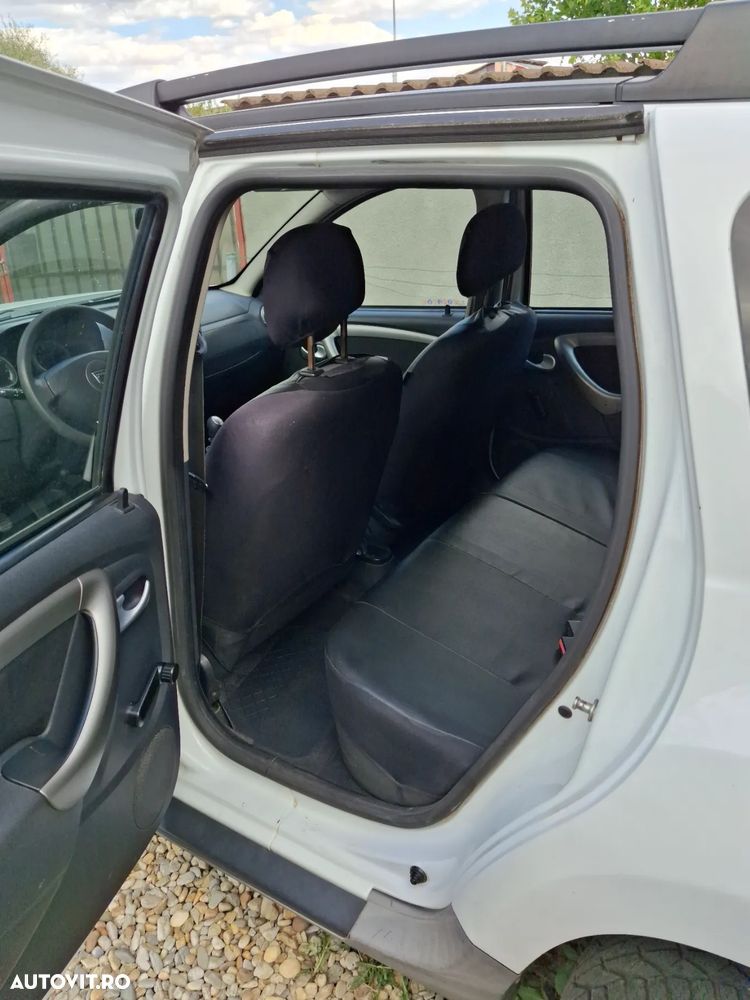 Dacia Duster 1.5 dCi 4x4 Laureate - 7