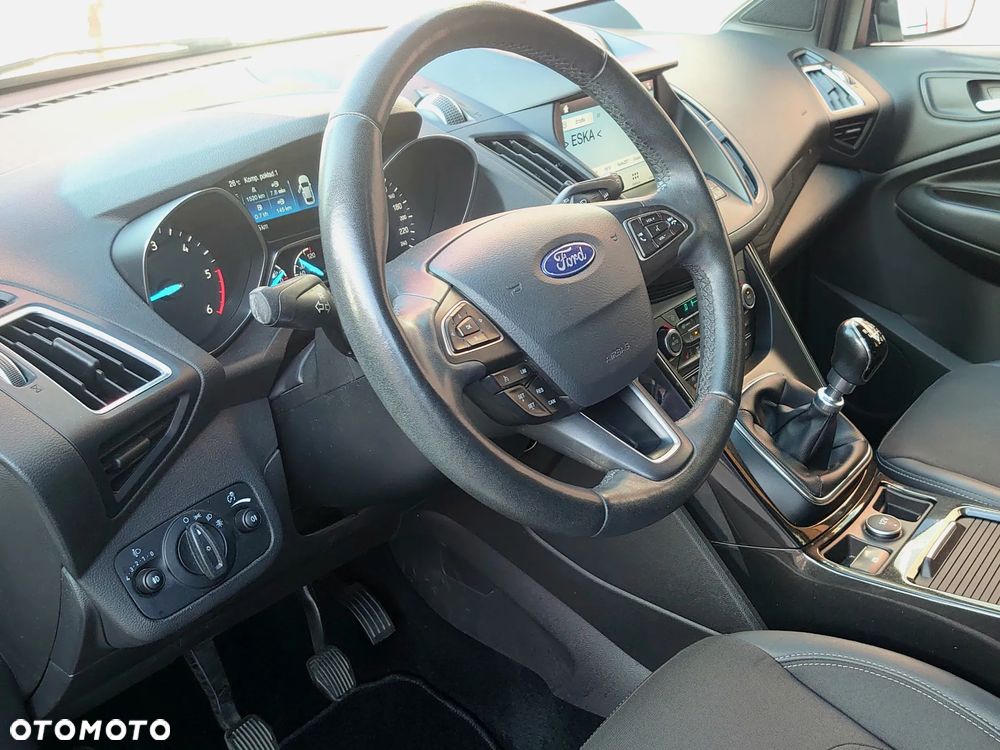 Ford Kuga 2.0 TDCi Titanium - 29
