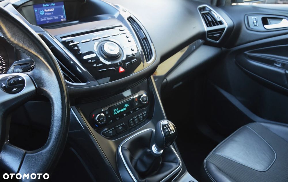 Ford Kuga - 13