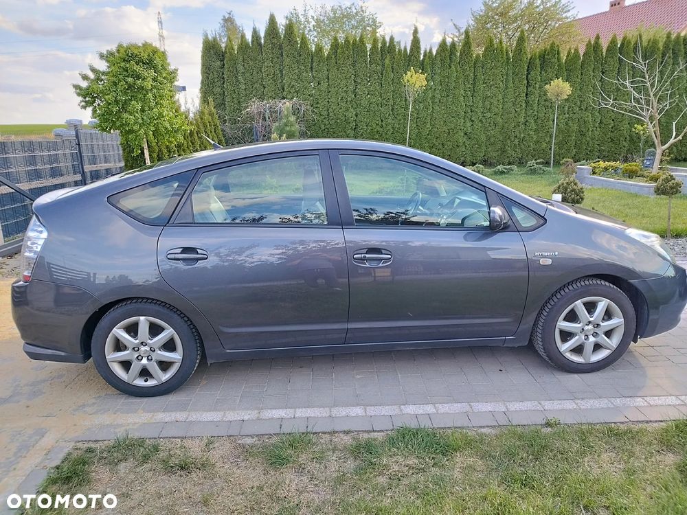 Toyota Prius 1.5 VVT-i Sol - 7