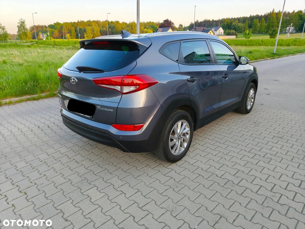 Hyundai Tucson blue 1.7 CRDi 2WD Passion - 9