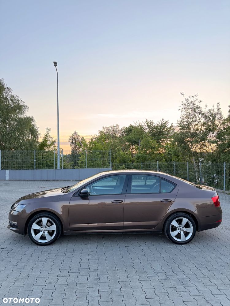 Skoda Octavia 1.5 TSI ACT Active - 5
