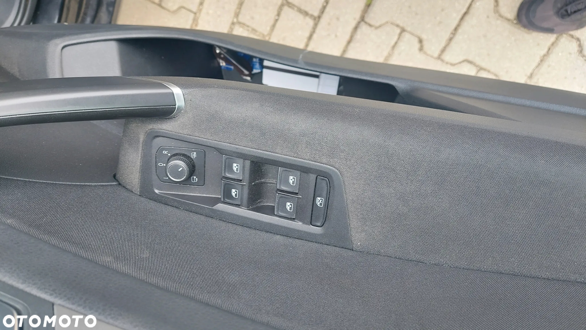 Volkswagen Touran 2.0 TDI BMT Highline DSG - 13