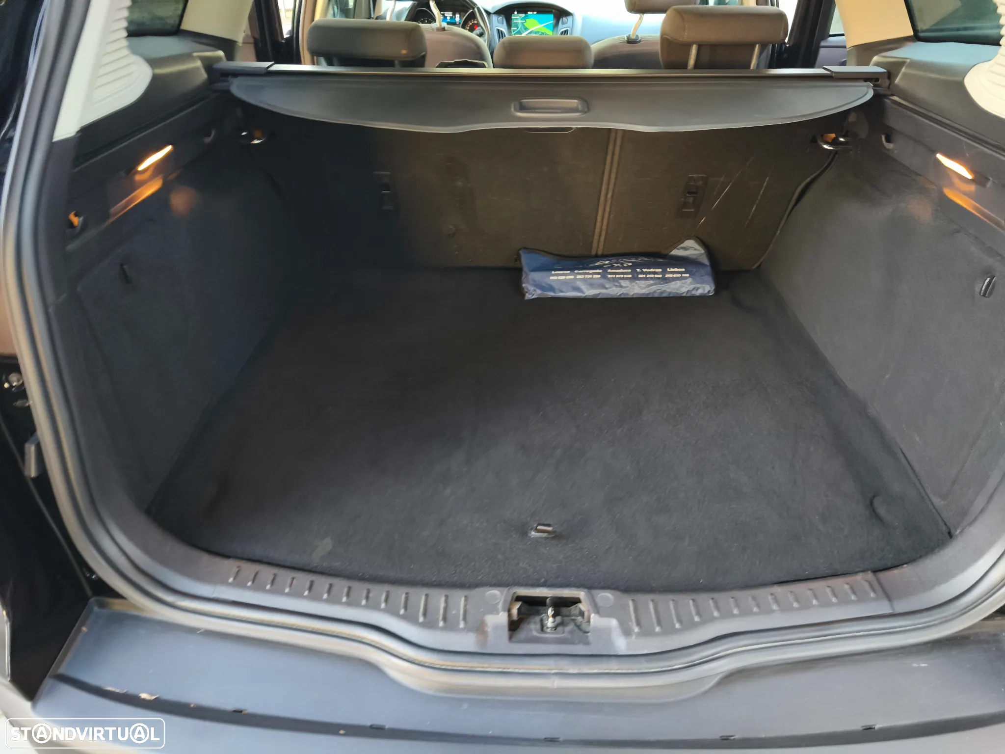 Ford Focus SW 1.5 TDCi EcoBlue Titanium - 24