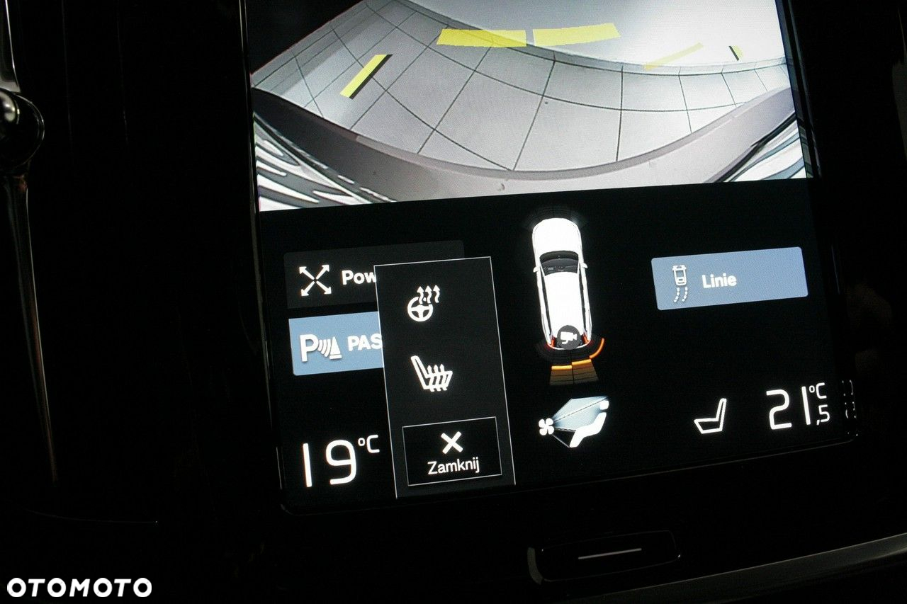Volvo V90 Cross Country - 23