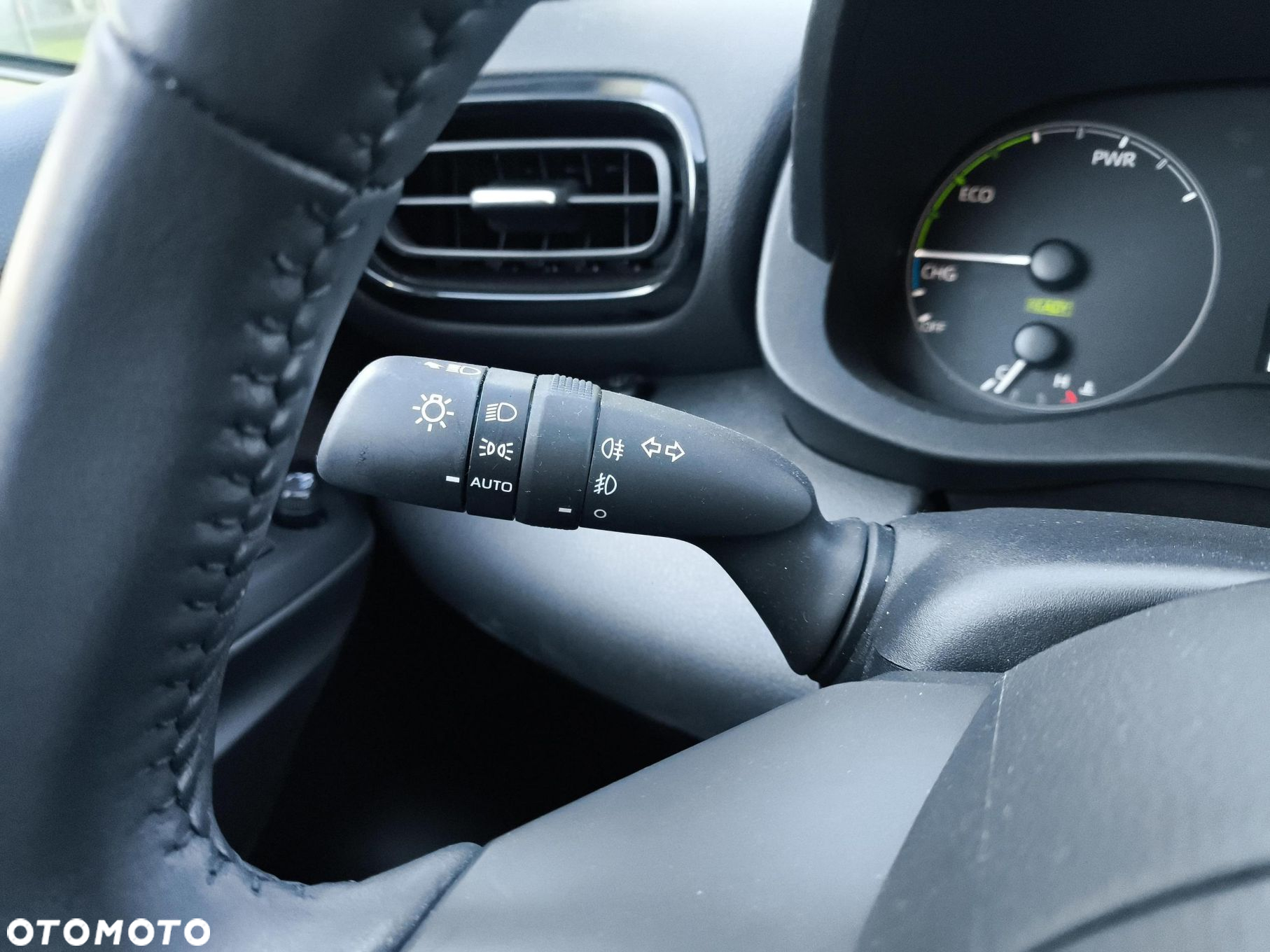 Toyota Yaris - 26