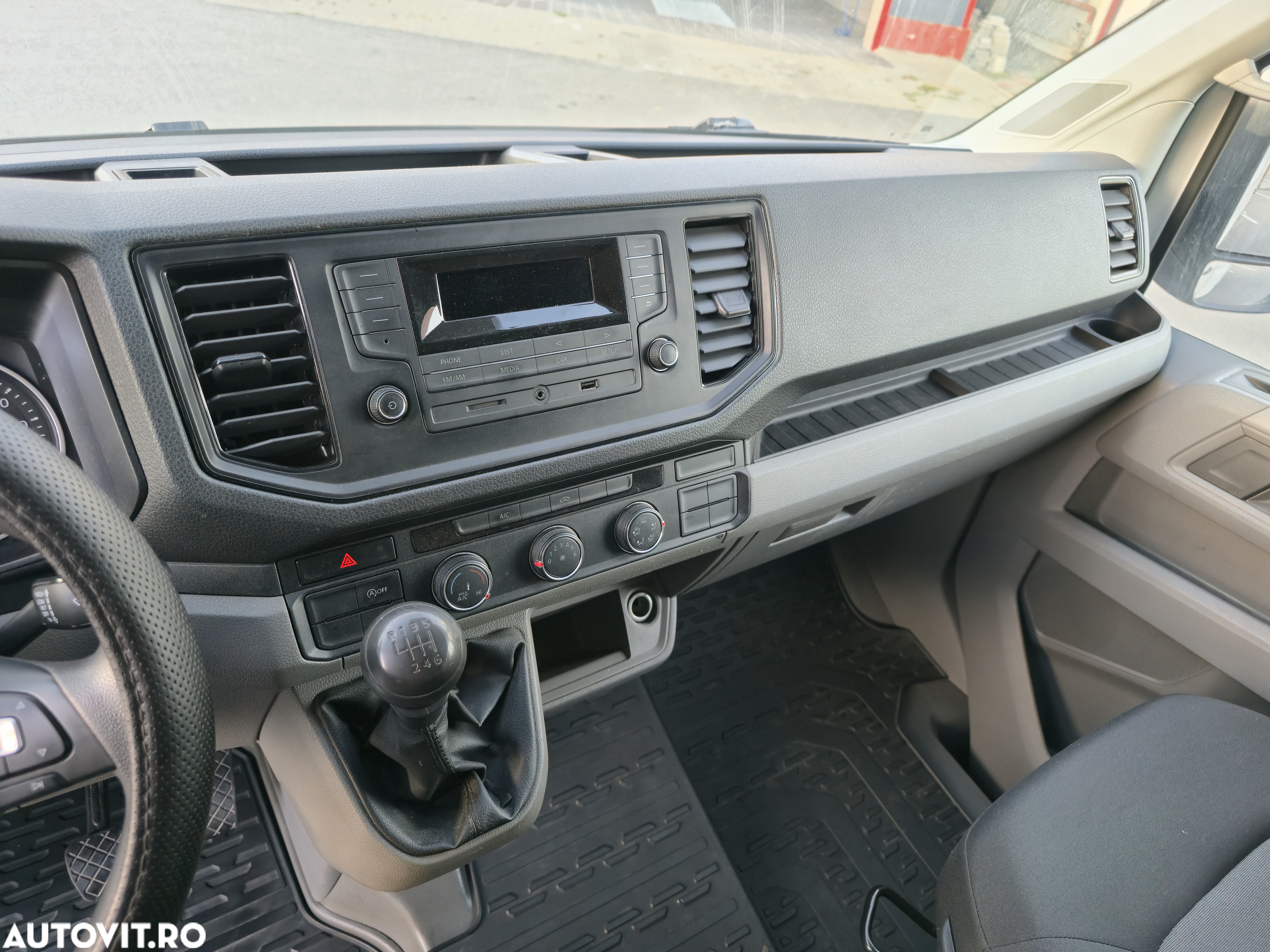Volkswagen Crafter - 8
