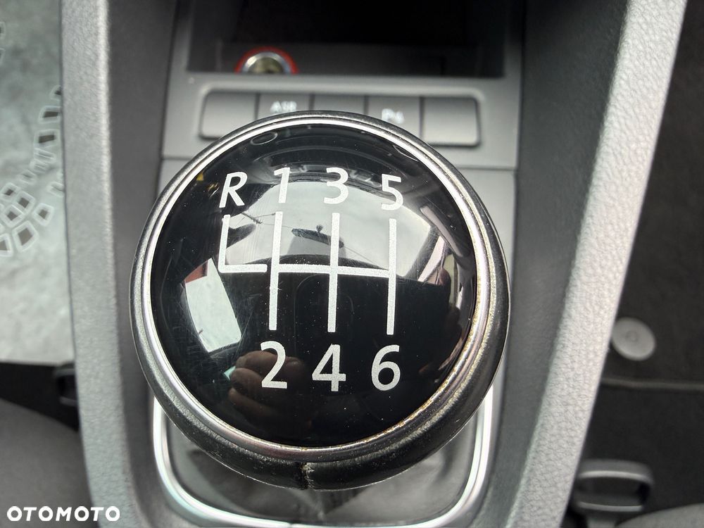 Volkswagen Jetta 1.4 TSI Match - 18