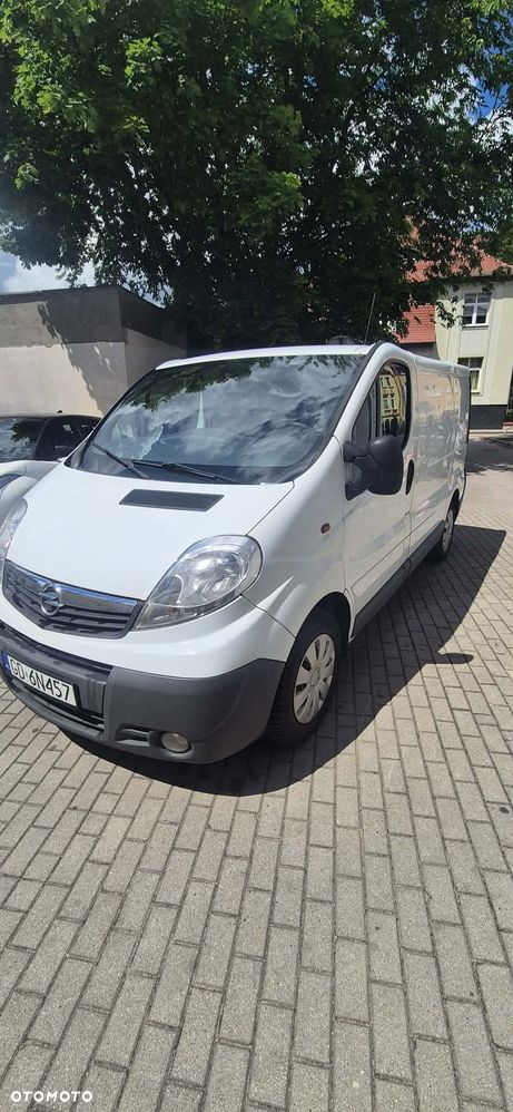 Opel Vivaro - 1