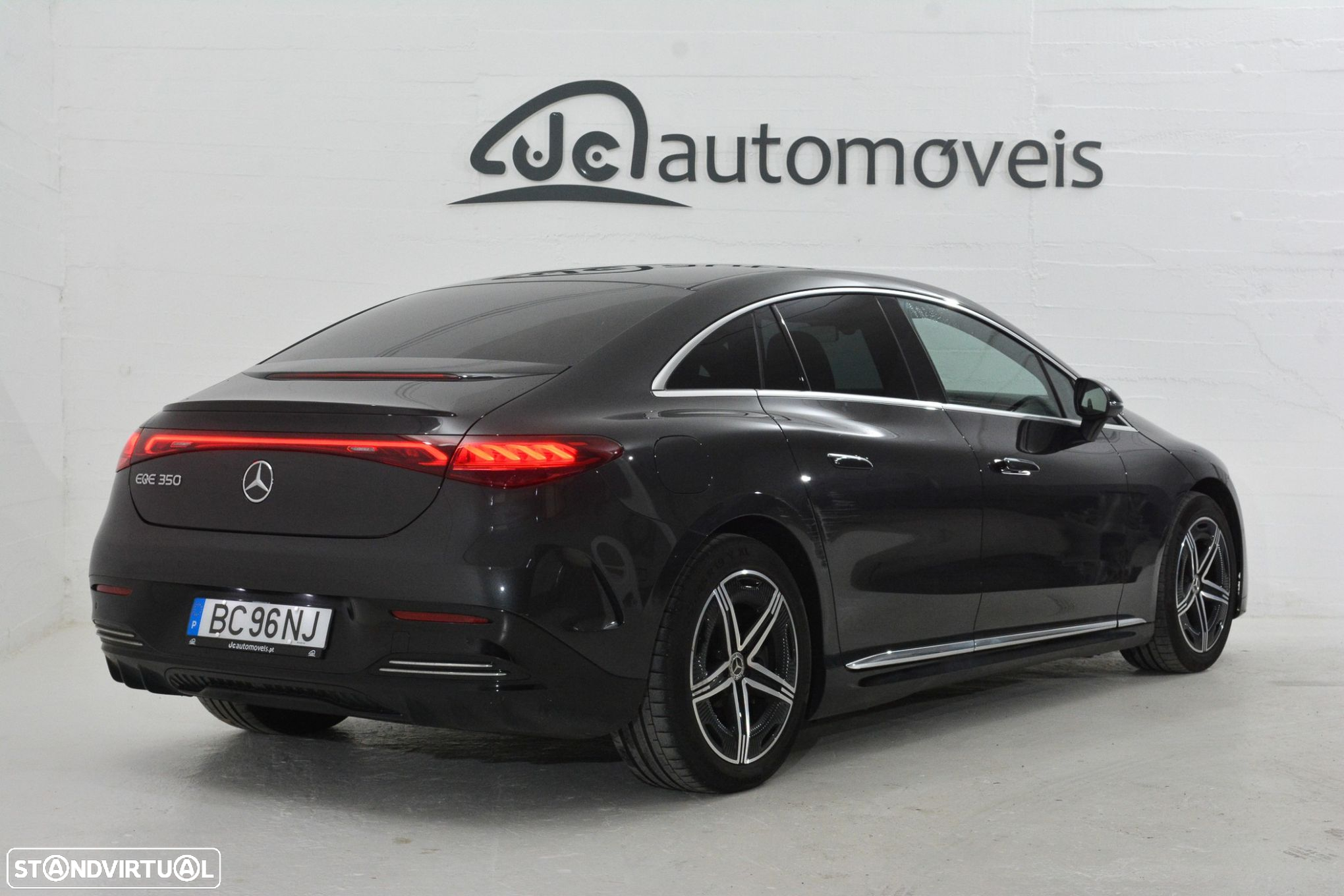 Mercedes-Benz EQE 350 - 2