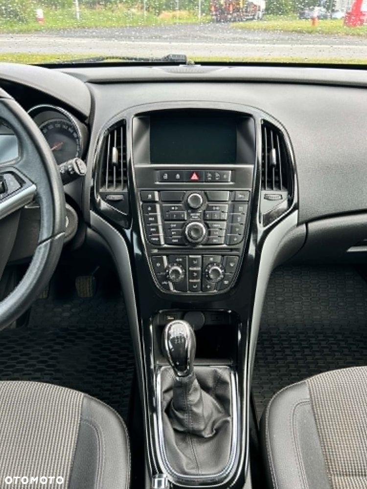 Opel Astra 1.4 Turbo Design Edition - 13