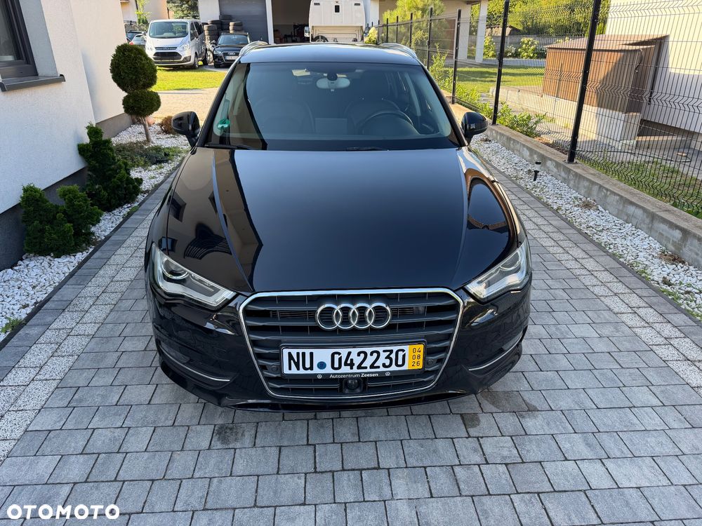 Audi A3 Sportback - 2
