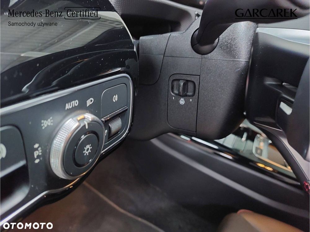 Mercedes-Benz CLA - 13