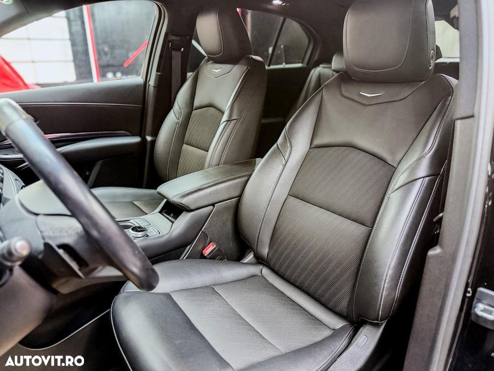 Cadillac XT4 - 17