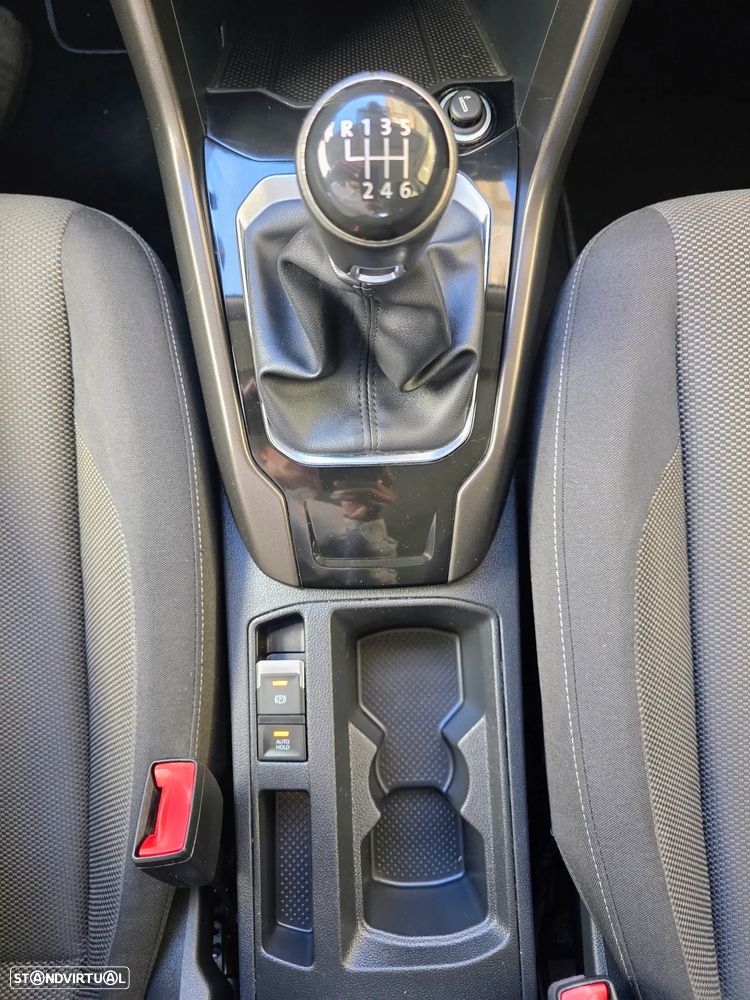 VW T-Roc 1.0 TSI Style - 38