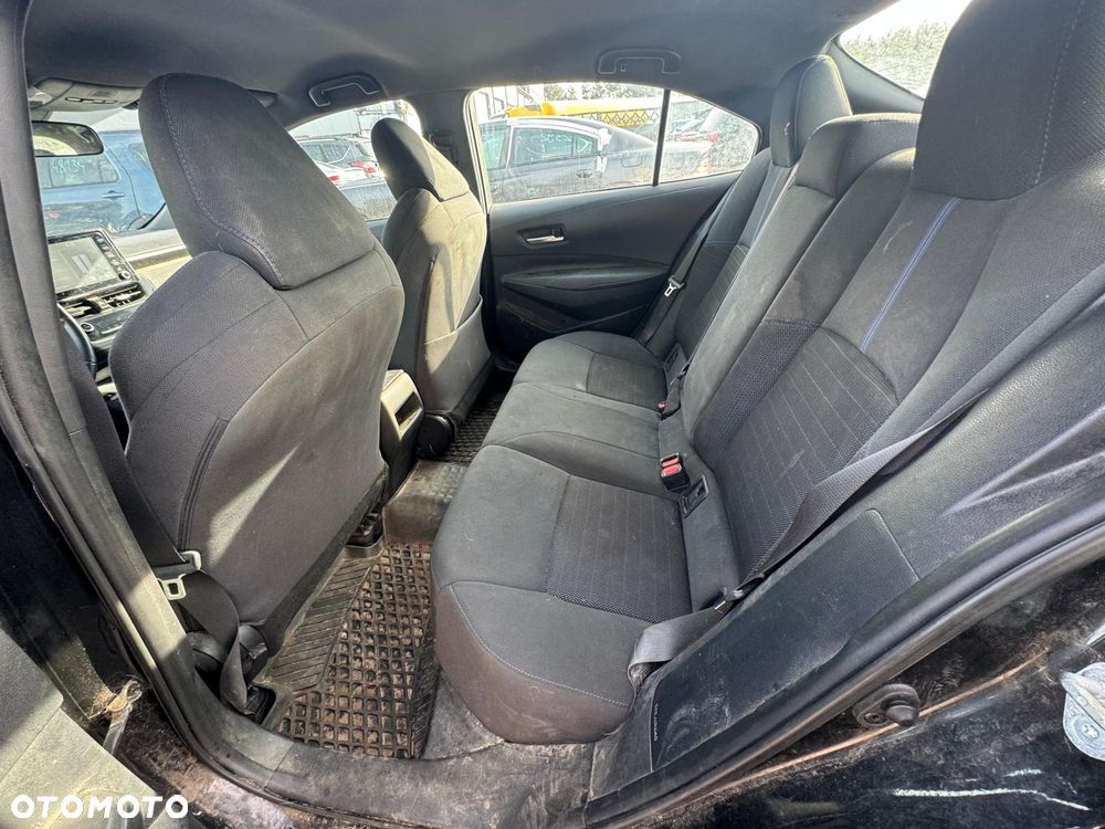 Toyota Corolla - 16
