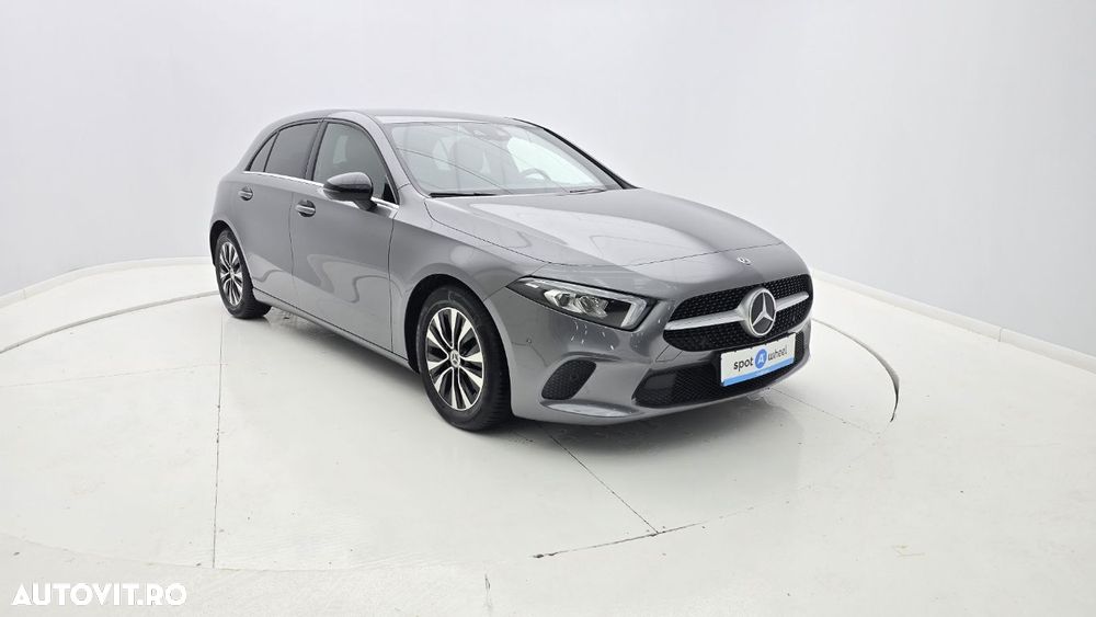 Mercedes-Benz A - 4