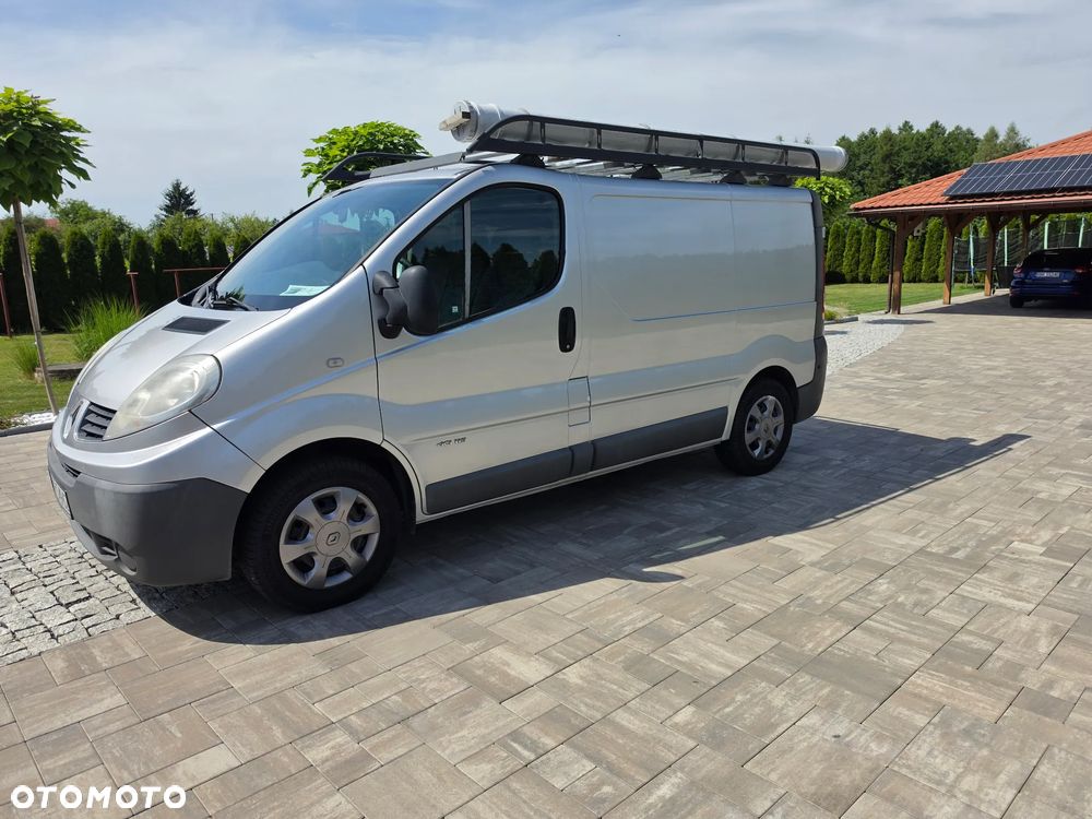Renault TRAFIC - 9