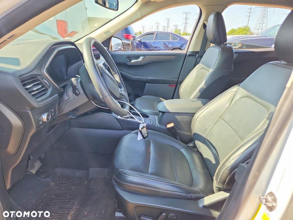 Ford Escape - 7