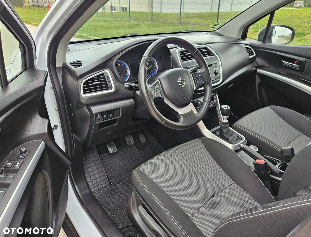 Suzuki SX4 S-Cross 1.6 DDiS Premium Plus 4WD - 7