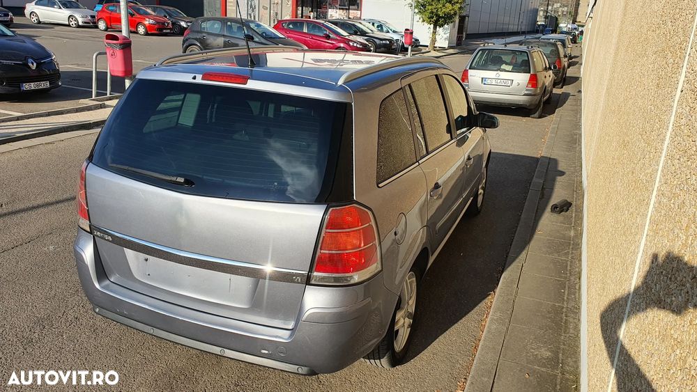 Opel Zafira 1.8 Sport - 4